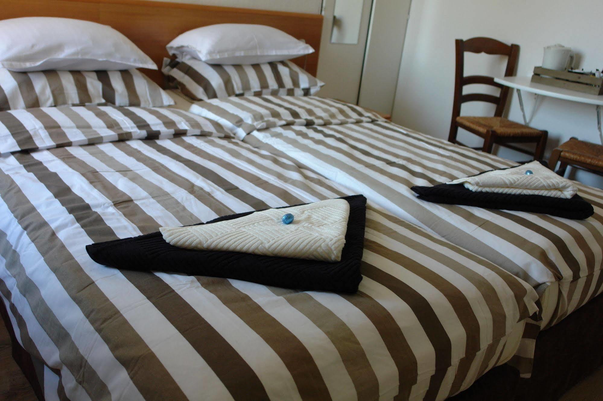 קורטחנה Apart Hotel Het Veerse Meer מראה חיצוני תמונה